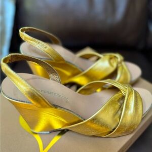 Beautiful Diane Von Furstenberg gold sandals in mint condition.  Barely worn!